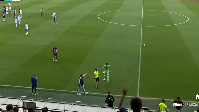 萨拉戈萨门将冲突致人受伤官方道歉