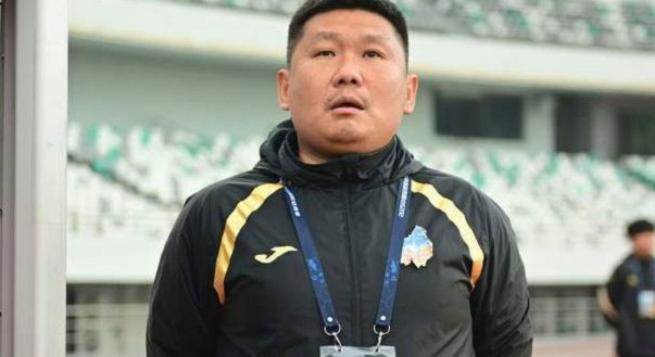 保级后将调整战术，让向余望回归最佳位置